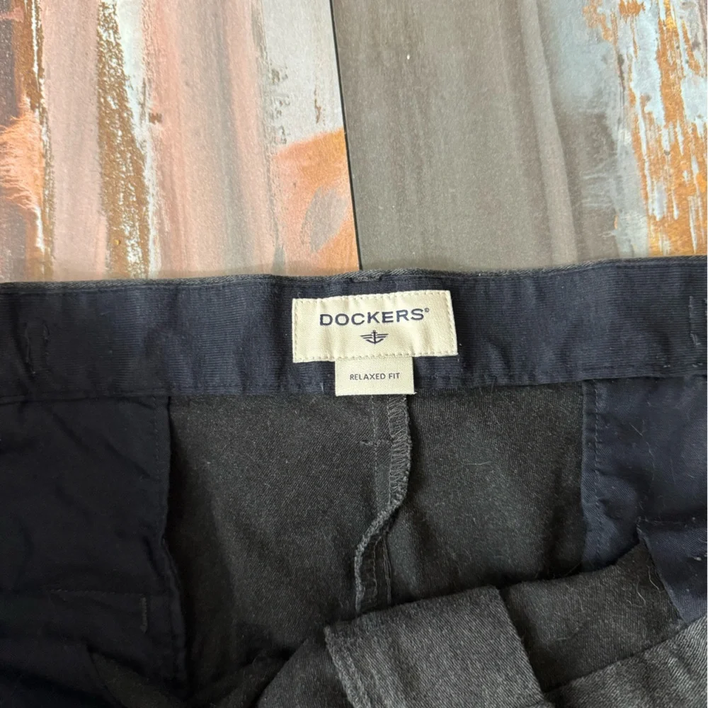 Dockers Relaxed Fit Gray Dress Pants 40x29 Cuffed Classic Business Casual